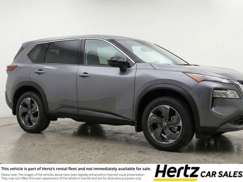 Used 2025 Nissan Rogue SV FWD image 1