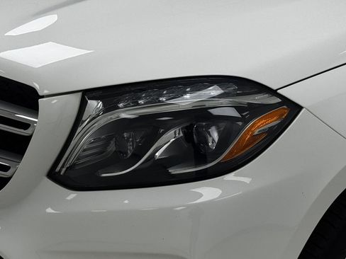 Used 2018 Mercedes-Benz GLS 450 4MATIC image 40