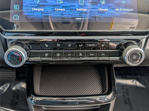 New 2027 Chevrolet Bolt LT w/ Comfort Package image 19