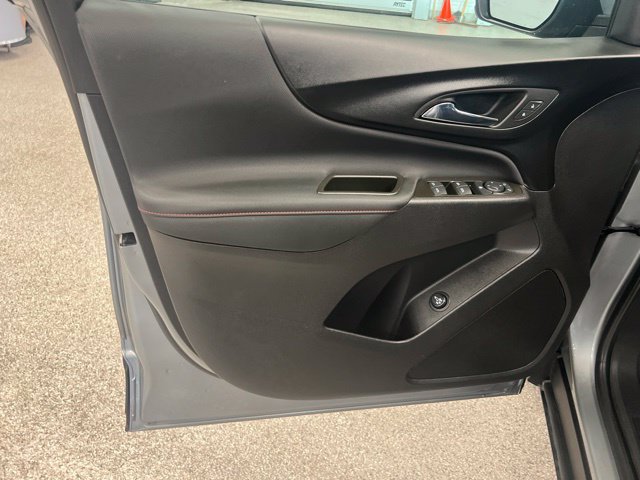 Used 2023 Chevrolet Equinox RS AWD/4WD image 33