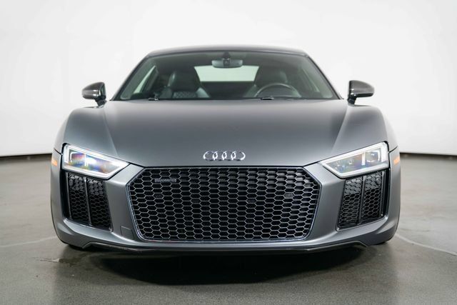 Used 2017 Audi R8 V10 plus AWD/4WD image 3