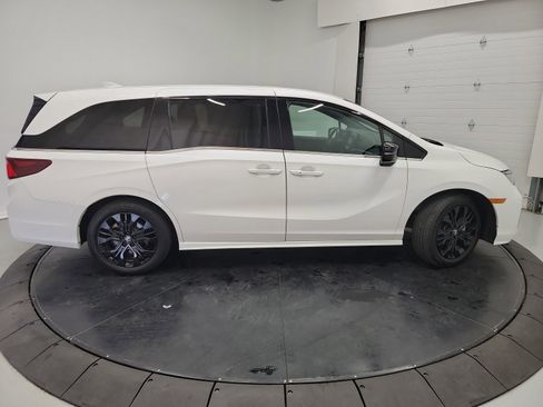 Certified 2025 Honda Odyssey Sport-L image 11