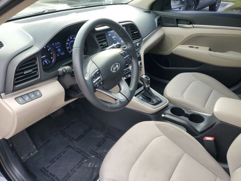 Used 2020 Hyundai Elantra Value Edition image 16