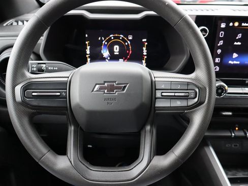 Used 2023 Chevrolet Colorado Trail Boss w/ LPO, Flex Utility Package image 5