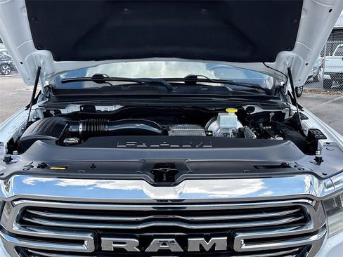 Used 2020 RAM 1500 Laramie RWD image 29