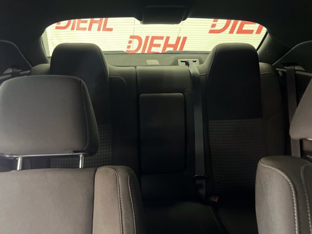 Used 2017 Dodge Challenger SXT RWD image 10