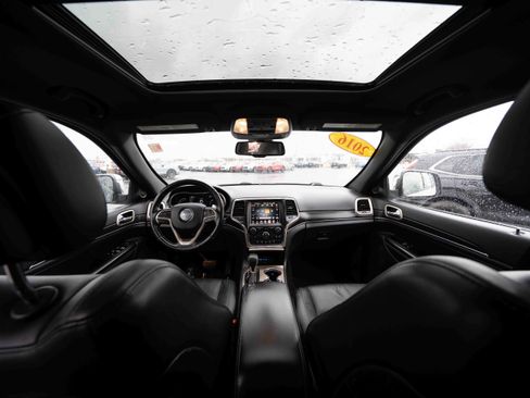 Used 2016 Jeep Grand Cherokee Limited image 18