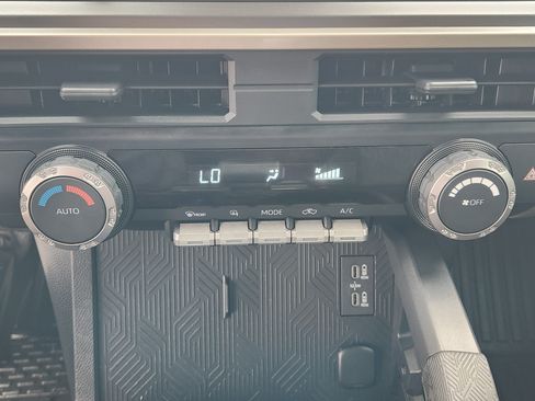 Used 2024 Toyota Tacoma TRD Sport RWD image 14