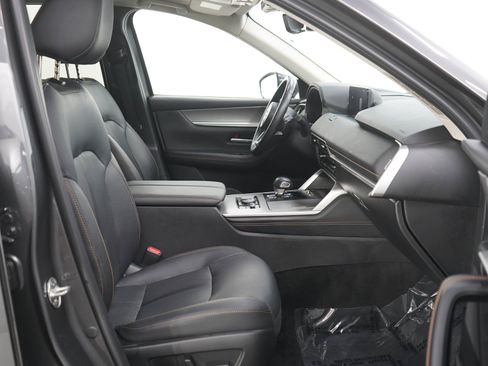Certified 2024 MAZDA CX-90 Plug-In Hybrid w/ Preferred AWD/4WD image 11