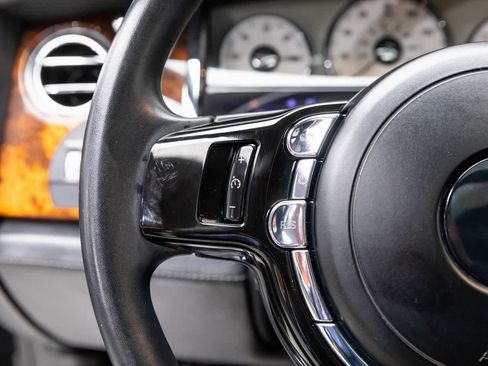 Used 2013 Rolls-Royce Ghost image 21