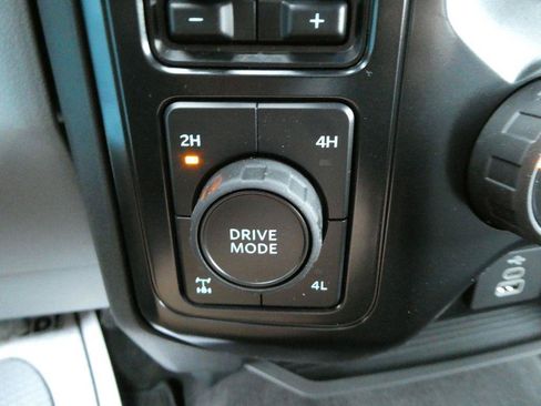 New 2026 Ford F250 XL w/ STX Appearance Package AWD/4WD image 20