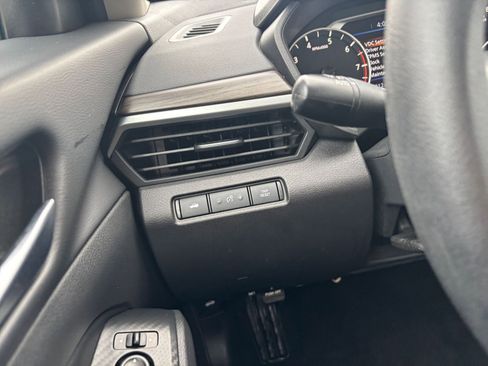 Used 2025 Nissan Altima 2.5 SV image 34