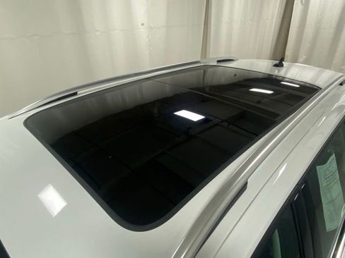 Used 2019 Volkswagen Golf Alltrack SEL image 6