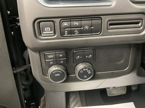 Used 2024 Chevrolet Tahoe Premier image 12