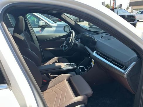 Used 2025 BMW X1 xDrive28i w/ Technology Package image 19