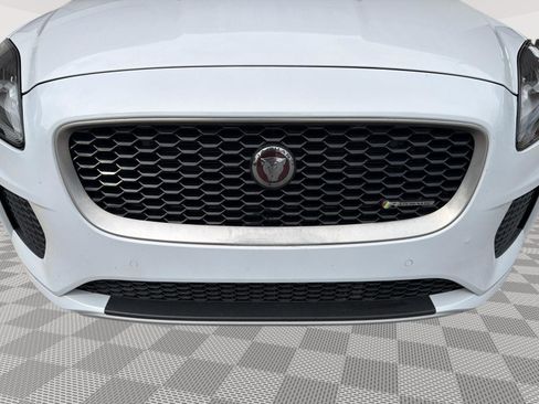 Used 2018 Jaguar E-PACE R-Dynamic SE AWD/4WD image 6