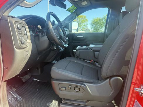 Used 2024 Chevrolet Silverado 2500 Custom w/ Custom Value Package AWD/4WD image 11