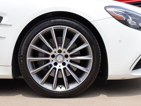 Used 2017 Mercedes-Benz SL 550 w/ Driver Assistance Package image 49