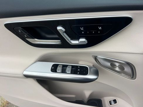 New 2026 Mercedes-Benz GLC 300 4MATIC image 14