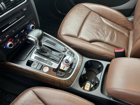 Used 2017 Audi Q5 2.0T Premium Plus w/ Technology Package image 8