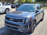 Used 2022 Kia Telluride SX w/ Towing Package image 4