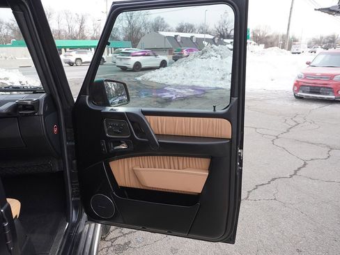 Used 2016 Mercedes-Benz G 63 AMG G 63 AMG image 32