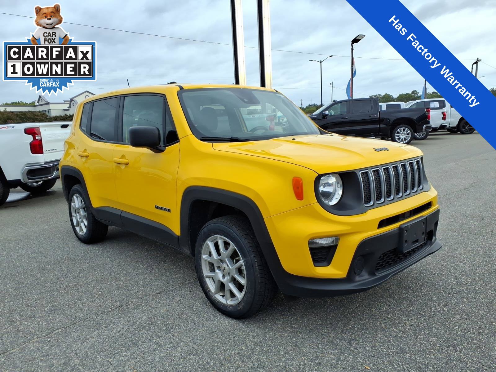 Used 2023 Jeep Renegade Latitude AWD/4WD image 7