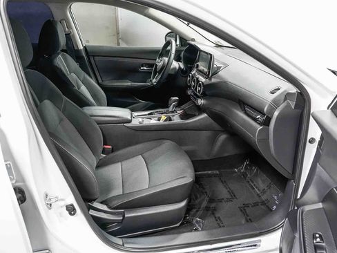 Used 2020 Nissan Sentra SV FWD image 16
