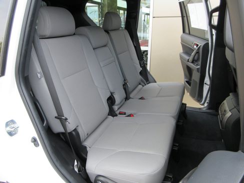 Used 2023 Lexus GX 460 w/ Black Line Special Edition AWD/4WD image 20