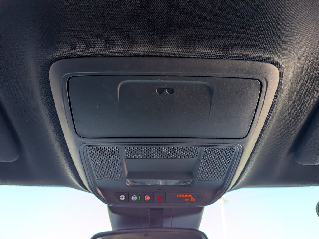 Used 2024 GMC Acadia Elevation FWD image 32