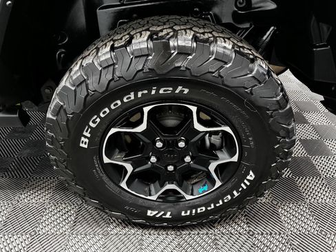 Used 2021 Jeep Wrangler Unlimited Rubicon 4xe w/ Steel Bumper Group image 18