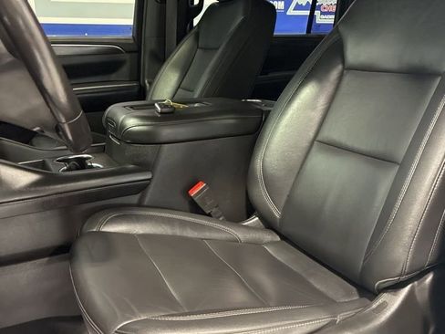 Used 2021 Chevrolet Suburban Z71 w/ Z71 Off-Road Package image 43