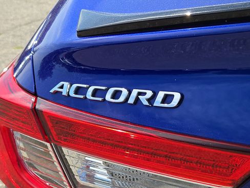 Used 2021 Honda Accord Sport image 30