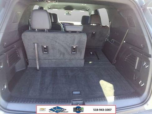 Used 2024 Chevrolet Traverse LT AWD/4WD image 18