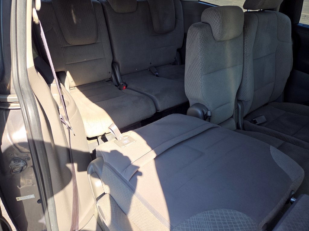 Used 2016 Honda Odyssey SE image 26