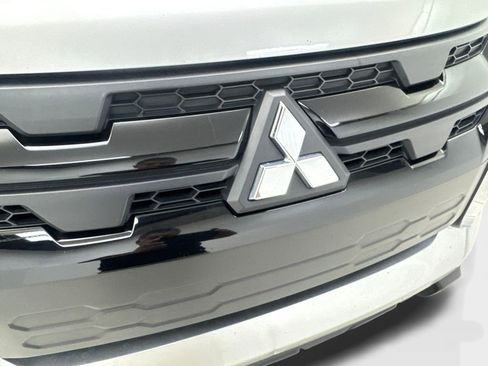 Used 2021 Mitsubishi Outlander Sport Black Edition FWD image 26