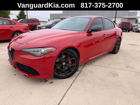 Used 2020 Alfa Romeo Giulia w/ Quick Order Package 22K Sport image 1