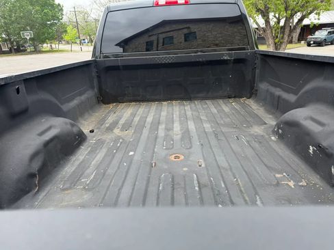 Used 2018 RAM 2500 Tradesman w/ Chrome Appearance Group image 15