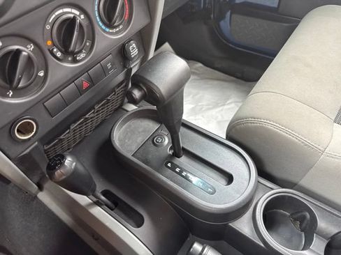 Used 2009 Jeep Wrangler X AWD/4WD image 19