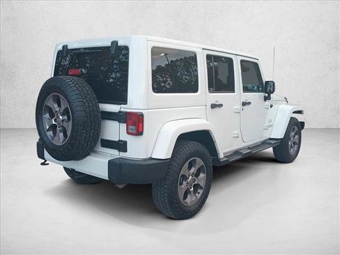 Used 2016 Jeep Wrangler Unlimited Sahara w/ Max Tow Package image 5