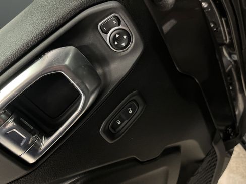 Used 2026 Jeep Gladiator Sport AWD/4WD image 28