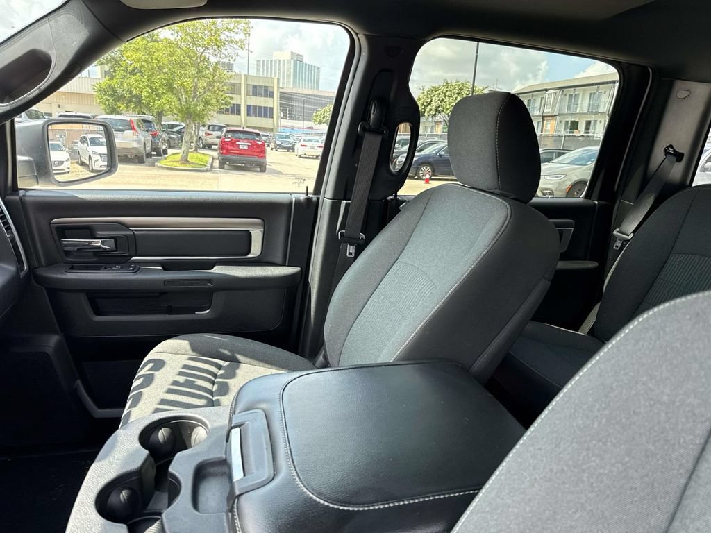 Used 2024 RAM 1500 Warlock RWD image 14