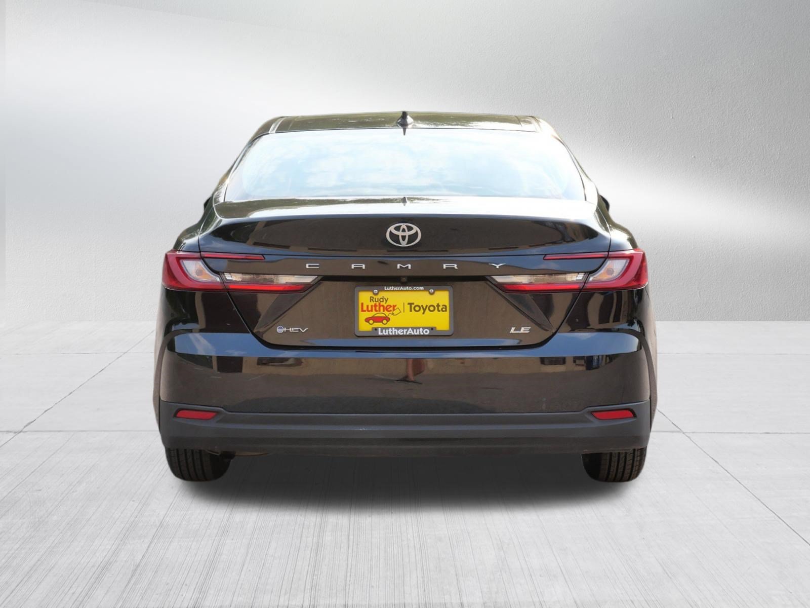 Certified 2025 Toyota Camry LE FWD image 6