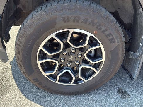 Used 2022 Ford F150 XLT w/ Equipment Group 302A High AWD/4WD image 15