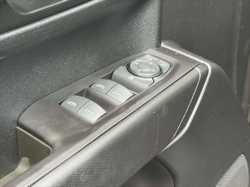 Used 2021 Chevrolet Silverado 1500 Custom w/ Safety Confidence Package AWD/4WD image 19