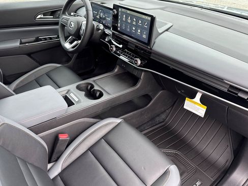 New 2026 Honda Prologue Touring image 13