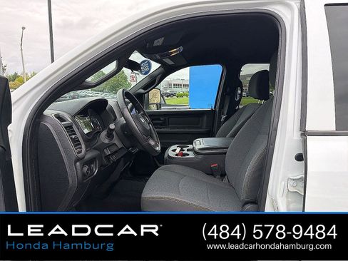Used 2024 RAM 2500 Tradesman w/ Chrome Appearance Group AWD/4WD image 12