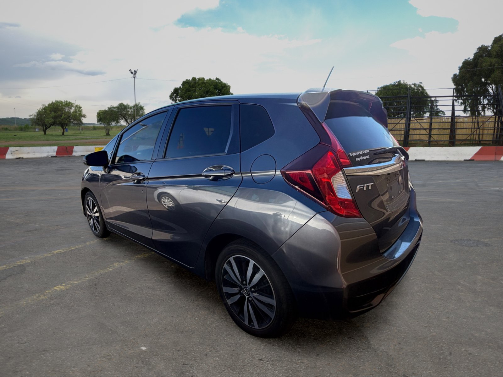 Used 2018 Honda Fit EX image 4