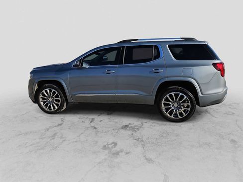 Used 2023 GMC Acadia Denali w/ Denali Technology Package image 5