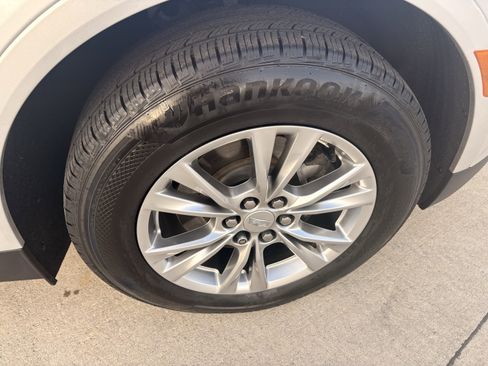 Used 2020 Cadillac XT5 Premium Luxury image 6